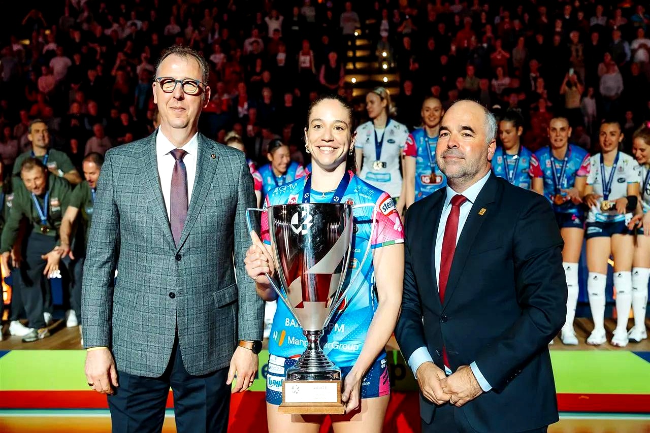 包含瑞士不敌意大利憾失欧洲杯四强席位的词条 包含瑞士不敌意大利憾失欧洲杯四强席位的词条