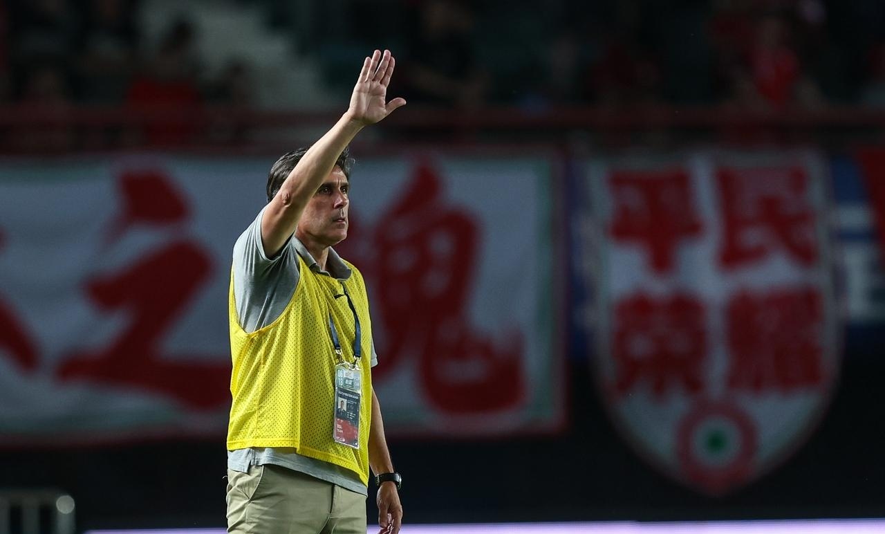 包含临场指挥出色,助球队最后时刻逆袭取胜的词条 包含临场指挥出色,助球队最后时刻逆袭取胜的词条