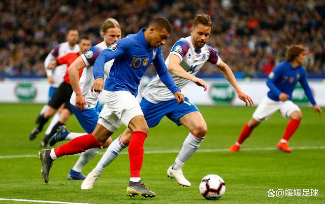 关于阵容豪华：比利时队对上冰岛队，胜者晋级的信息