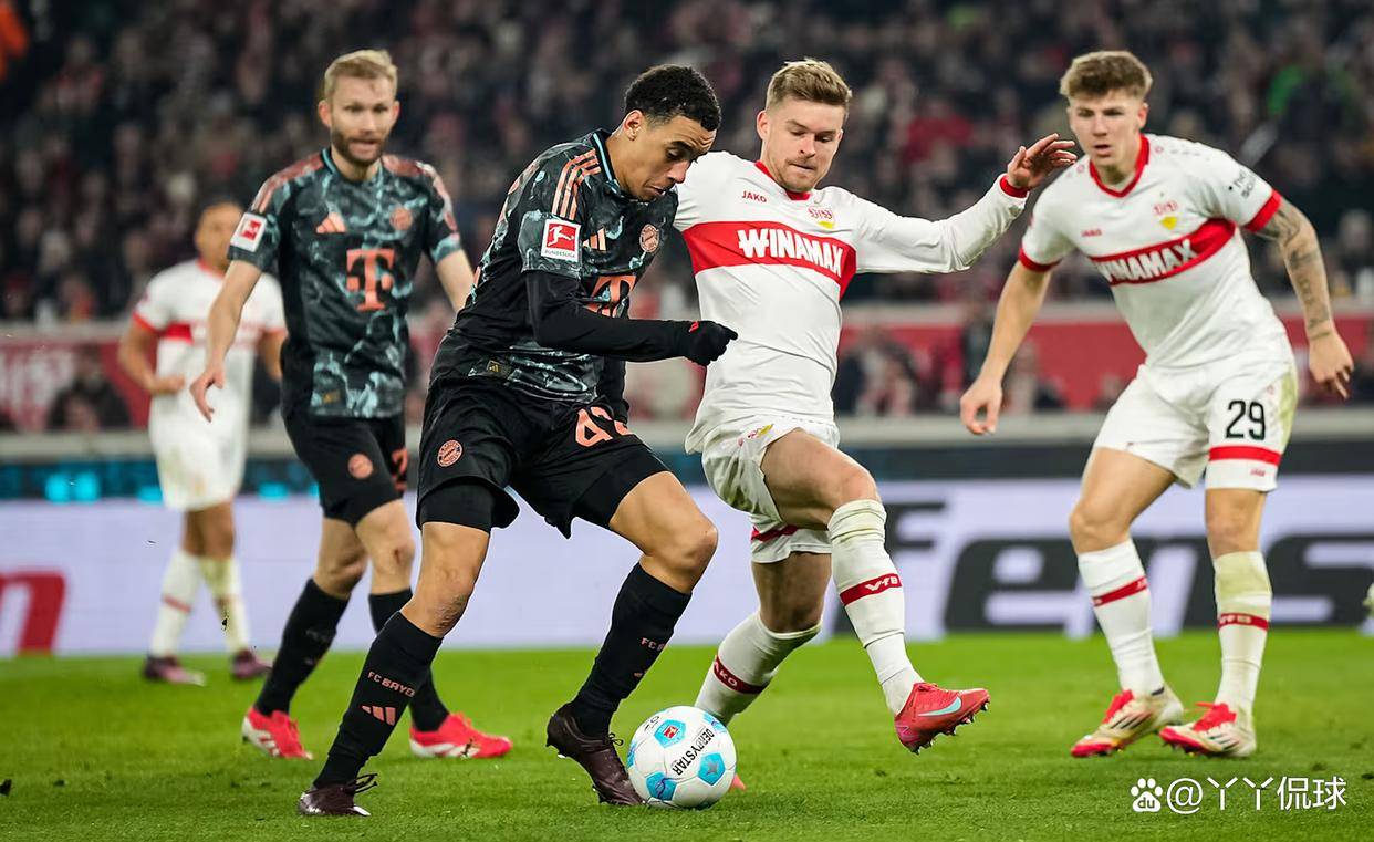 包含斯图加特客场失利，积分榜下滑的词条