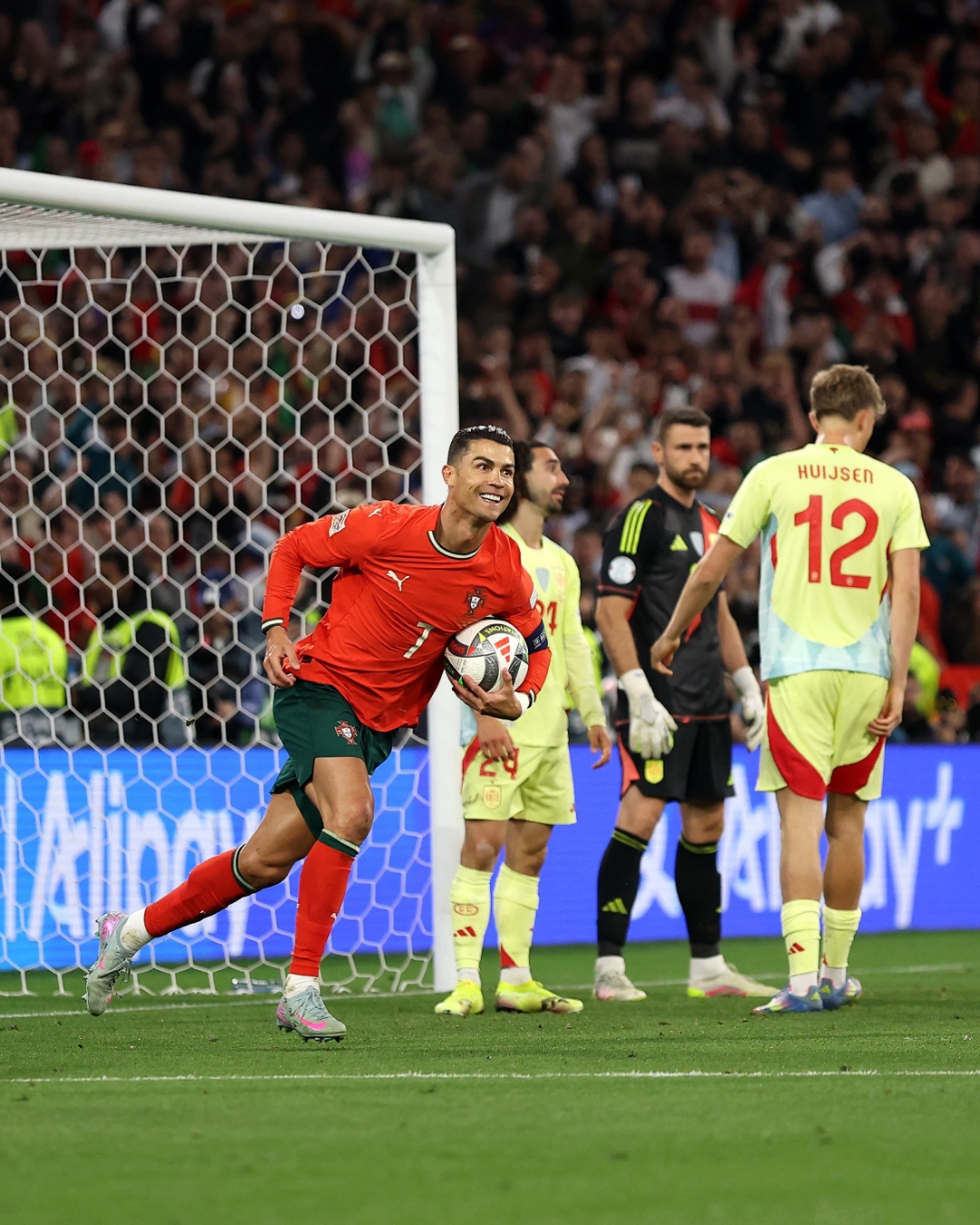 欧洲足球巨星争霸，全程实时报道