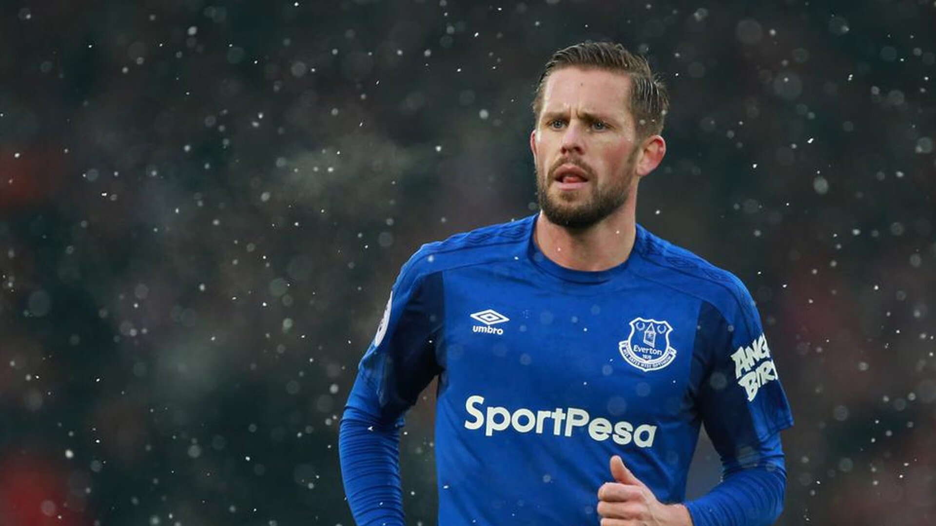 橙色风暴的定海神针，拉什福德一锤定音，荷兰力克马里展露冠军相